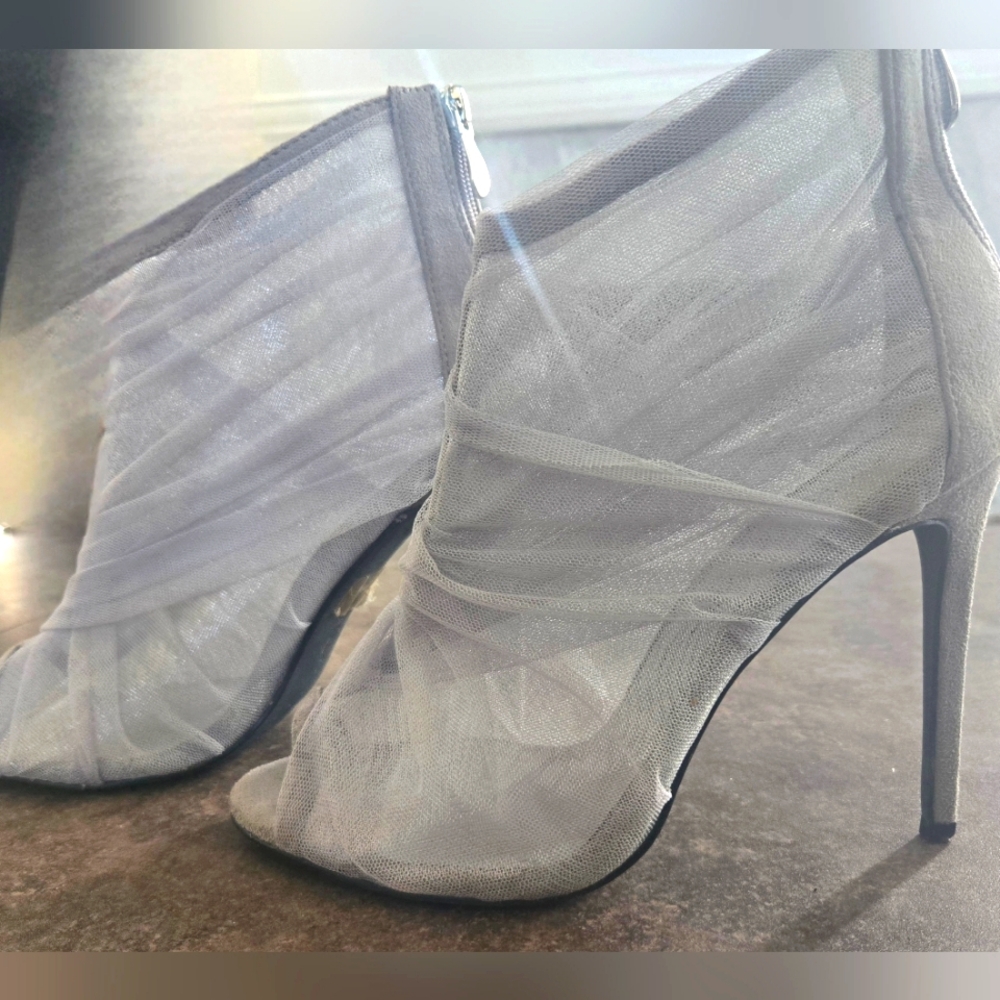 Elegant Gray Mesh Women's Heels- Penny Loves Kenny